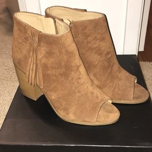 Atmosphere Booties size 8